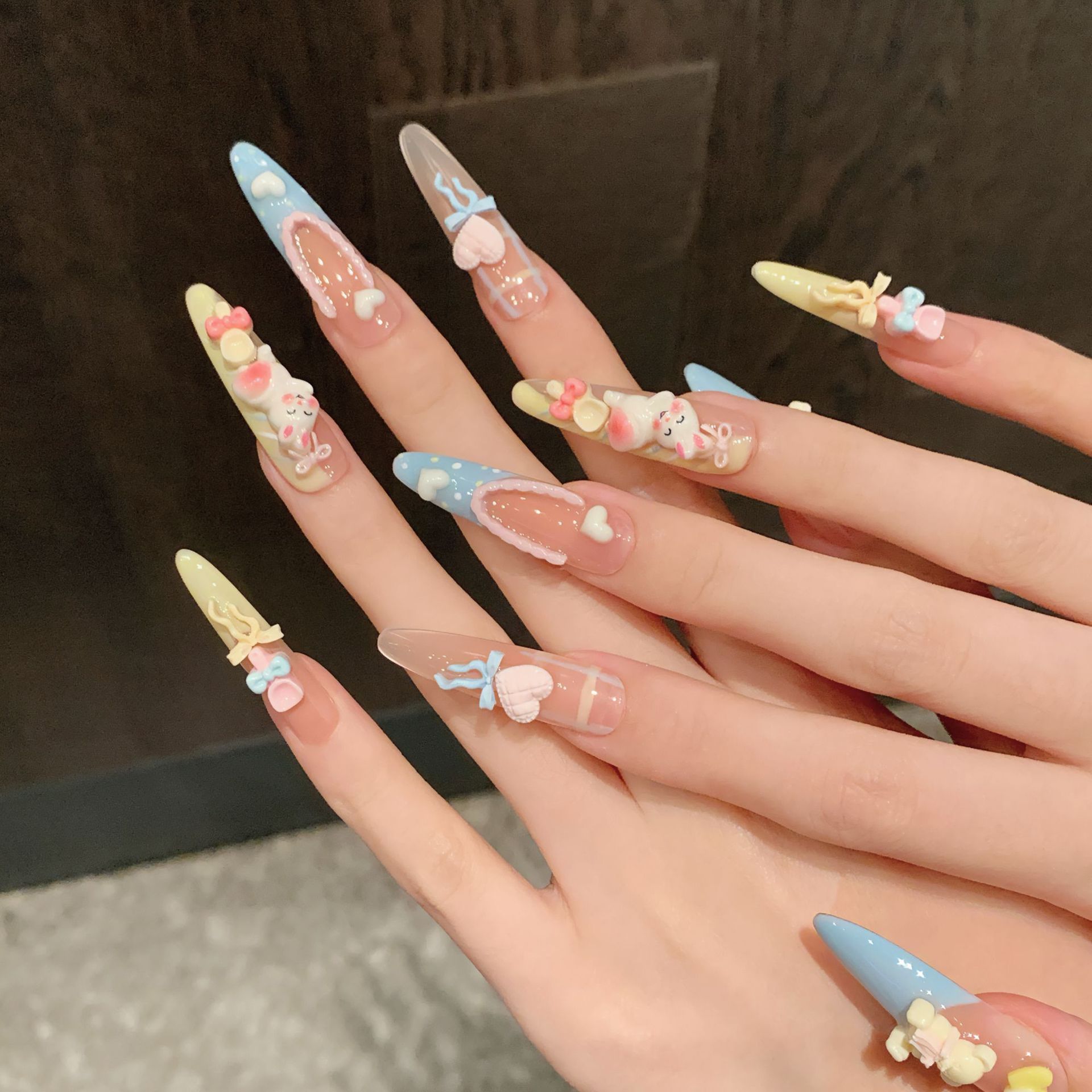10pcs Cute Bear Rabbit Press O - đánh giá và giá Nail Art Yellow